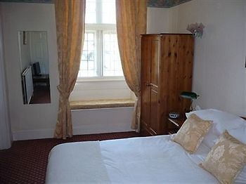 Ash House Hotel Taunton Bagian luar foto